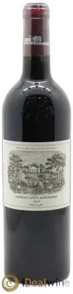 vue du vin Château Lafite Rothschild 1er Grand Cru Classé 2019