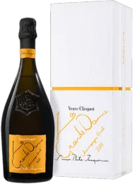 vue du vin Veuve Clicquot la Grande Dame Édition Porte Jacquemus