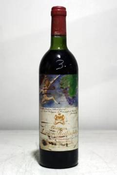 photo Mouton Rothschild 1982 Etiquette Abimée