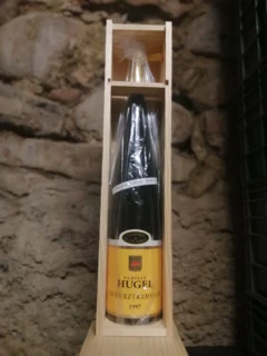 photo Hugel Gewurztraminer Sgn s 1997 Magnum