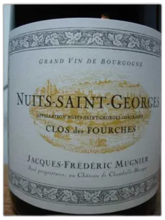 vue du vin Nuits-Saint-Georges Clos des Fourches Jacques-Frédéric Mugnier