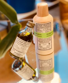 photo Elixir Végétal de la Grande Chartreuse en en Bois