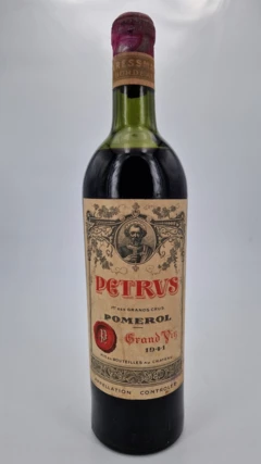 photo Petrus 1941 Pomerol