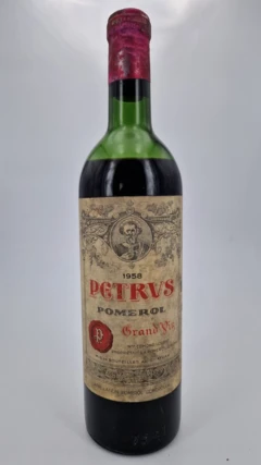 photo Petrus 1958 Pomerol