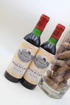 photo Chateau Pedesclaux 1975 Grand Cru Classé Pauillac 37 x2