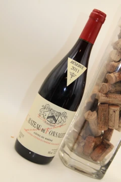 photo Chateau de Fonsalette 2011 Cotes du Rhone. Chateau Rayas