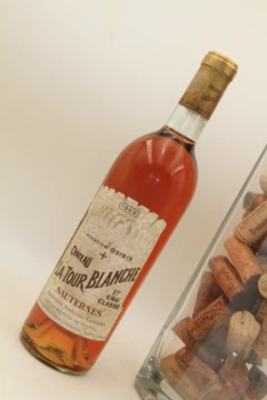 photo Chateau la Tour Blanche* 1969 1er Grand Cru Classé Sauternes