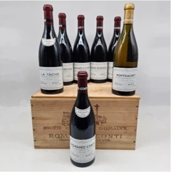 photo de 7 Romanée Conti Composée de 1x Romanée Conti, 1x la Tâche, 1x Richebourg, 1x Romanée Saint Vivant, 1x Grands Echezeaux, 1x Echezeaux, 1x Montrachet 2008 de 7