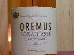 photo Hongrie Oremus de Vega Sicilia Tokaji Aszu 5 Puttonyos Furmint Chopine 2010