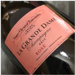 photo Champagne Veuve Clicquot la Grande Dame Rose 2008