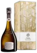 photo Femme de Champagne Brut Grand Cru