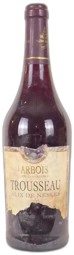 photo Années 90 Arbois Henri Maire Alix de Nesles Trousseau Non Millésimé Années 1990 à 2000 Rouge Jura