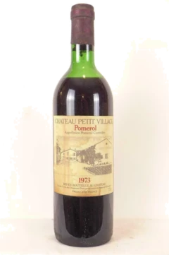 photo 1973 Pomerol Château Petit Village Étiquette Tâchée) Rouge Bordeaux