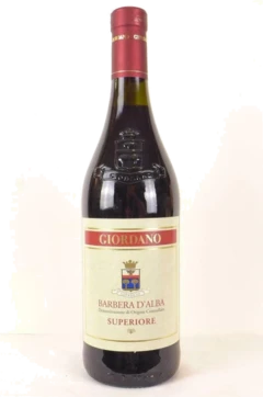 photo 2011 Barbera d’Alba Giordano Superiore Rouge Piemont Italie