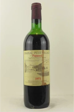 photo 1973 Pomerol Château Petit-Village Étiquette Tâchée) Rouge Bordeaux