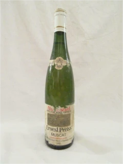 photo 1990 Muscat Ernest Preiss Étiquette Abîmée Blanc Alsace