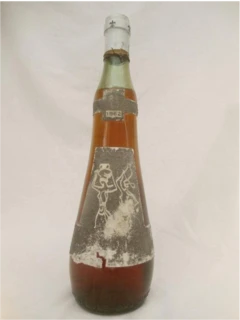 photo 1962 Côtes de Provence Lampe de Meduse Étiquette Abîmée) Rosé Provence
