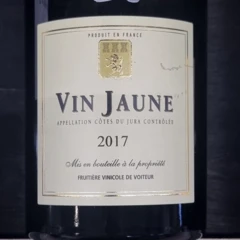 photo Côtes-du-Jura 2017 Vin Jaune Fruitière de Voiteur