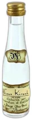 vue du vin Kirsch Nusbaumer Eau de Vie Alsace