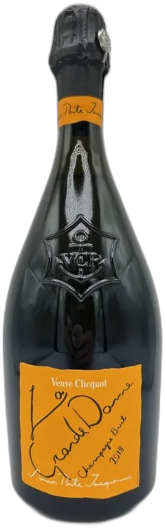 photos du vin Domaine Veuve Cliquot la Grande Dame Edition Simon Porte Jacquemus France